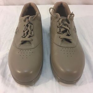 sz10.5M SAS TRIPAD COMFORT FREE TIME TAN MEN'S LACE UP SHOES NM 00791